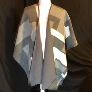 Reversible fleece poncho